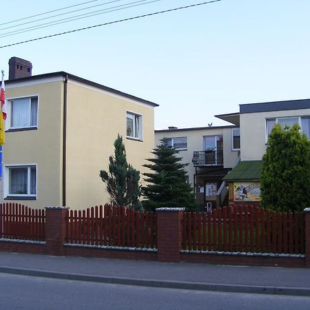 Pokoje Goscinne Swarzewianka Сважево Екстериор снимка
